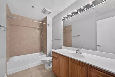 1550 S Blue Island Avenue #420, Chicago, IL 60608 - Photo 16
