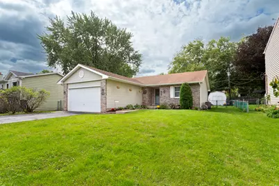 611 S Orchid Path, McHenry, IL 60050 - Photo 2
