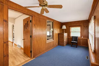 1423 N Raynor Avenue, Joliet, IL 60435 - Photo 8