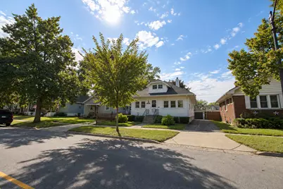 1423 N Raynor Avenue, Joliet, IL 60435 - Photo 4