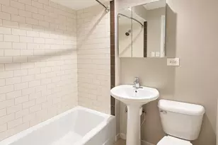 3170 N Sheridan Rd, Chicago, IL 60657 - Photo 12