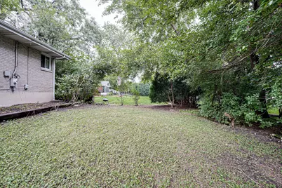 1127 Santa Rosa Avenue, Wheaton, IL 60187 - Photo 30