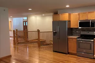 257 N Schryver Ave, Woodstock, IL 60098 - Photo 2