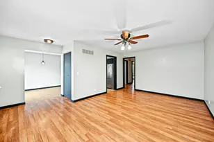 333 Colony Green Dr, Bloomingdale, IL 60108 - Photo 8