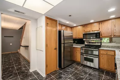 9151 Del Prado Drive #2N, Palos Hills, IL 60465 - Photo 10