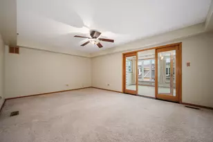 9151 Del Prado Dr, Palos Hills, IL 60465 - Photo 18