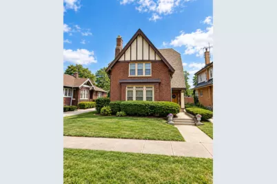 11427 S Parnell Avenue, Chicago, IL 60628 - Photo 1