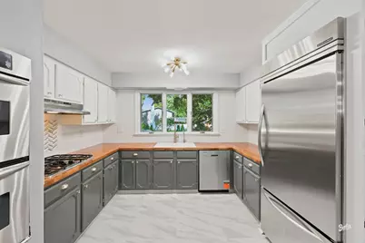 1061 N Smith Street, Palatine, IL 60067 - Photo 6