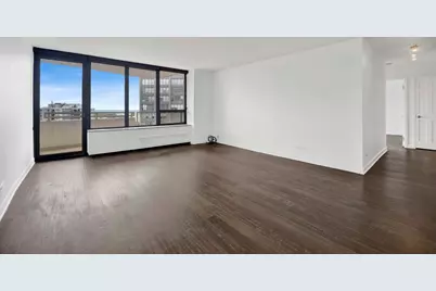 3930 N Pine Grove Avenue #2111, Chicago, IL 60613 - Photo 4
