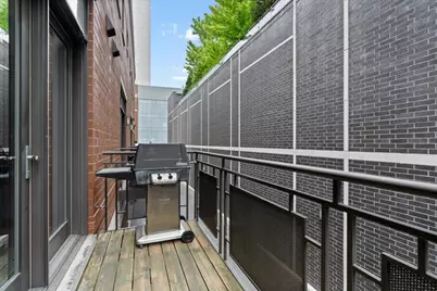 460 W Superior Street #4-5, Chicago, IL 60654 - Photo 20