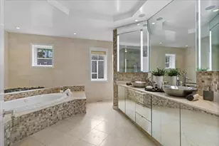 460 W Superior St, Chicago, IL 60654 - Photo 24