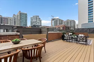460 W Superior St, Chicago, IL 60654 - Photo 40