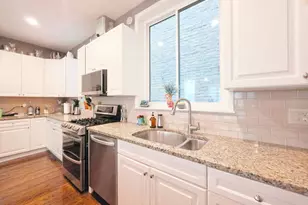 4240 N Kenmore Ave, Chicago, IL 60613 - Photo 4