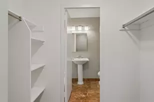 21 W Goethe St, Chicago, IL 60610 - Photo 8