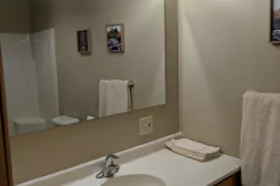 325 Clark St, Utica, IL 61373 - Photo 10