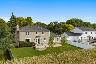 733 Millview Dr, Batavia, IL 60510 - Photo 42