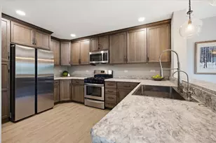 402 S Elizabeth St, Maple Park, IL 60151 - Photo 8