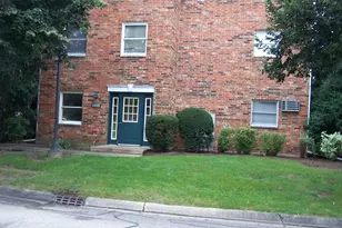 4408 W Shamrock Ln, McHenry, IL 60050 - Photo 2