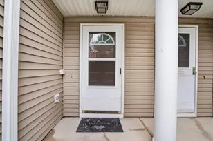 1609 Spaulding Rd, Bartlett, IL 60103 - Photo 4
