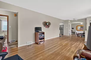 2N266 Prairie Ave, Glen Ellyn, IL 60137 - Photo 14