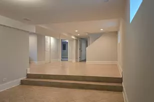 7951 S Blackstone Ave, Chicago, IL 60619 - Photo 38