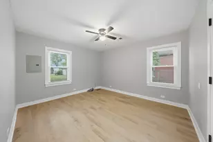 14828 Oak St, Dolton, IL 60419 - Photo 12