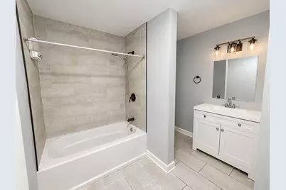 2039 Cherry Avenue, Hanover Park, IL 60133 - Photo 6