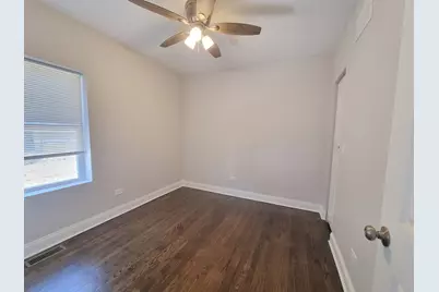 2123 S 10th Avenue, Maywood, IL 60153 - Photo 16