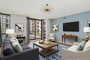 70 W Huron St, Chicago, IL 60654 - Photo 8