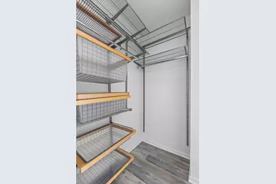 600 N Dearborn Street #1707, Chicago, IL 60654 - Photo 12