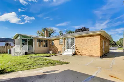901 S Can Dota Avenue, Mount Prospect, IL 60056 - Photo 38
