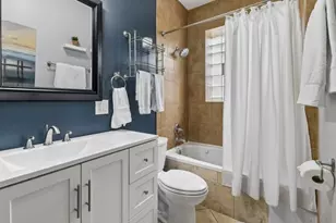 1641 W Farwell Ave, Chicago, IL 60626 - Photo 10