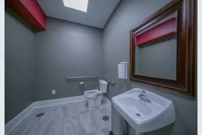 903 S 7th Street, Rochelle, IL 61068 - Photo 10