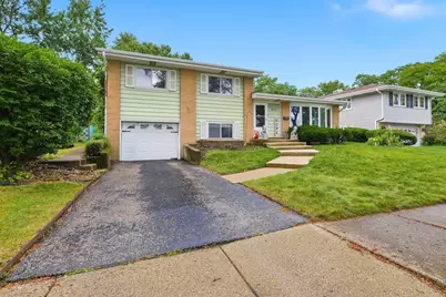 842 S School Street, Lombard, IL 60148 - Photo 1