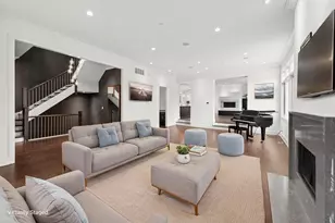 2730 N Hartland Ct, Chicago, IL 60614 - Photo 8