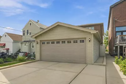 2646 S Hillock Avenue, Chicago, IL 60608 - Photo 34