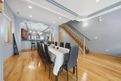 2646 S Hillock Avenue, Chicago, IL 60608 - Photo 10