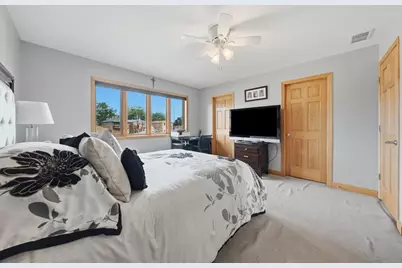 2646 S Hillock Avenue, Chicago, IL 60608 - Photo 20