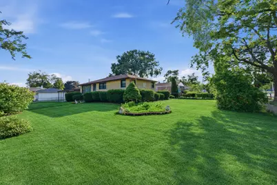 8300 Long Avenue, Burbank, IL 60459 - Photo 4