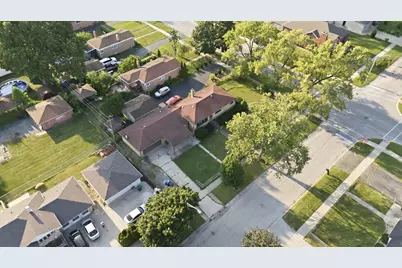 8300 Long Avenue, Burbank, IL 60459 - Photo 36