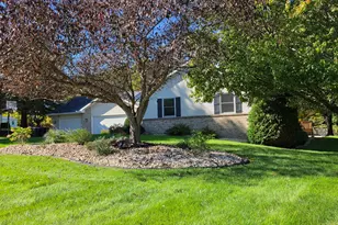 6775 Skyview Trail, Roscoe, IL 61073 - Photo 46