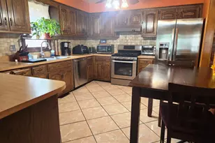 11532 S Ave G, Chicago, IL 60617 - Photo 6