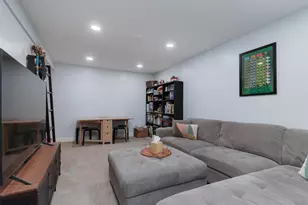 2104 Park Pl Dr, Bloomington, IL 61701 - Photo 26