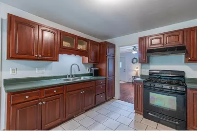 1412 Meriden Street, Mendota, IL 61342 - Photo 8
