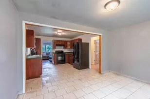 1412 Meriden St, Mendota, IL 61342 - Photo 10