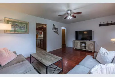 1412 Meriden Street, Mendota, IL 61342 - Photo 4