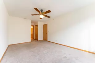 61 Cantal Ct, Wheeling, IL 60090 - Photo 14