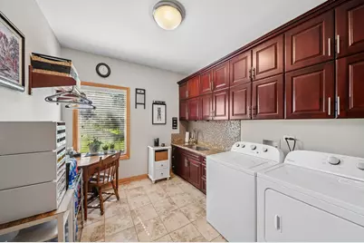 9501 W Majestic Drive, Monee, IL 60449 - Photo 16