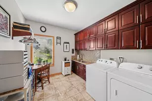 9501 W Majestic Dr, Monee, IL 60449 - Photo 16