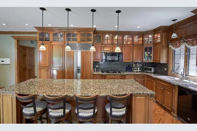 9508 Natoma Avenue, Oak Lawn, IL 60453 - Photo 12